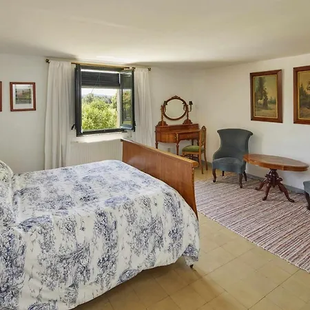 Rural House With Pool In Cassa De La Selva