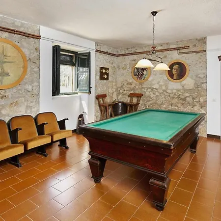 Rural House With Pool In Cassa De La Selva * Vilobi D'onyar